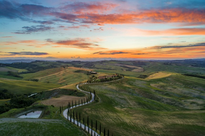 Riflessioni passeggiando a Lineapelle: Polifemo, Ulisse, il ritorno a casa, l’amore per la Madre Terra e il Regno del Sole
